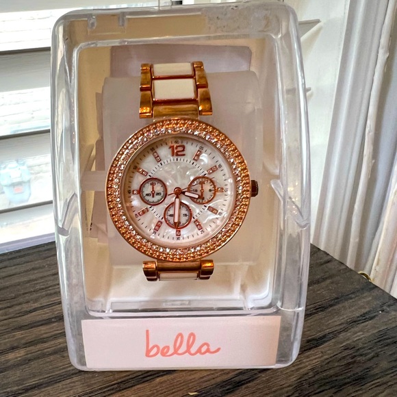 BELLA Fashion Watch - Picture 1 of 6